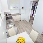 Apartamento Antea & Magdalena Pirovac