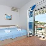 Διαμέρισμα Antea & Magdalena Pirovac