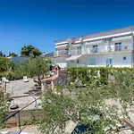 Διαμέρισμα Antea & Magdalena Pirovac