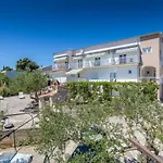 Διαμέρισμα Antea & Magdalena Pirovac