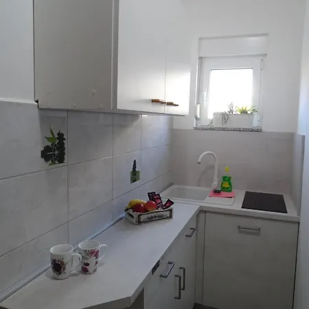 Antea & Magdalena Pirovac