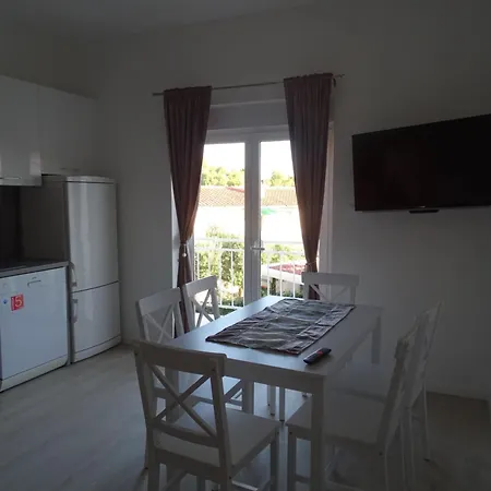 Antea & Magdalena Pirovac