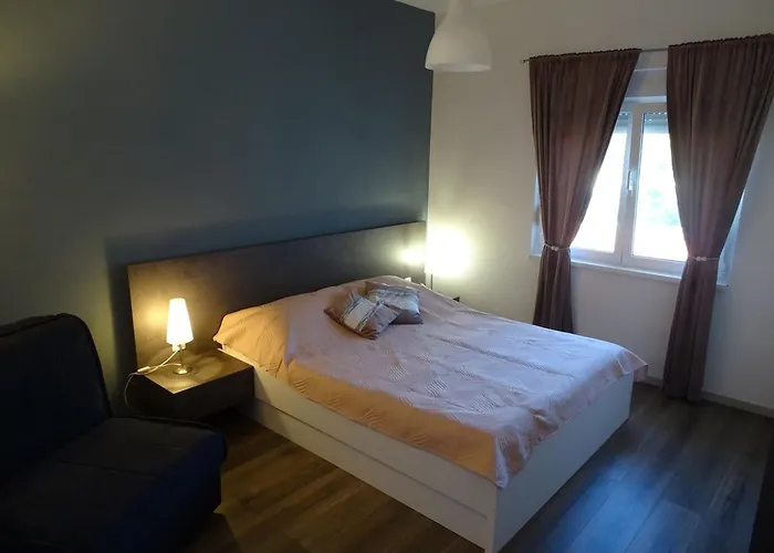 Antea & Magdalena Apartman Pirovac