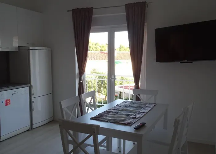 Antea & Magdalena פירובאץ